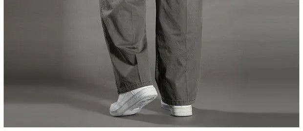 Relaxed Fit Men’s Cargo Pants